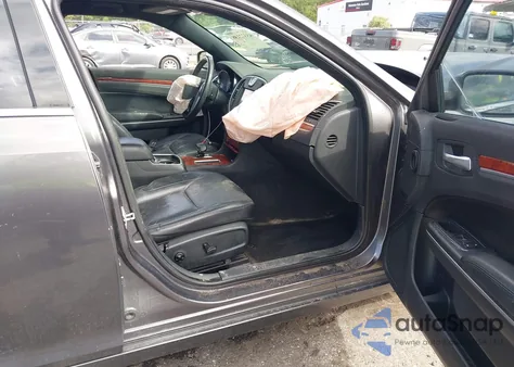 2013 Chrysler 300 Motown из США, поврежденный, VIN 2C3CCAAG8DH732274